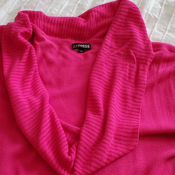 Top - Picture 2 of 5